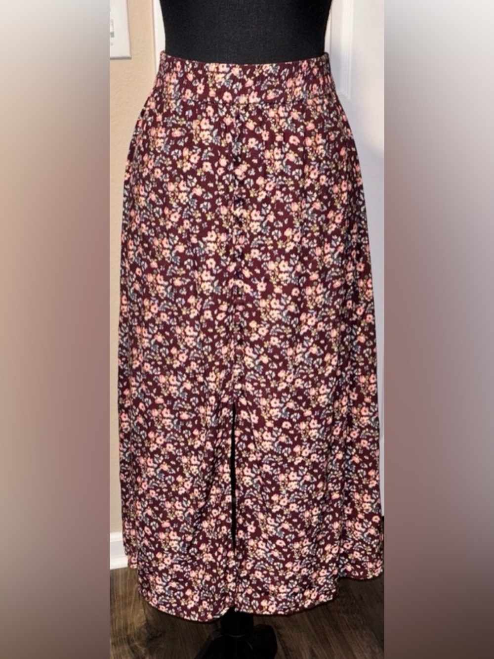 Loft Floral Print Midi Skirt with Front Slit Size Small